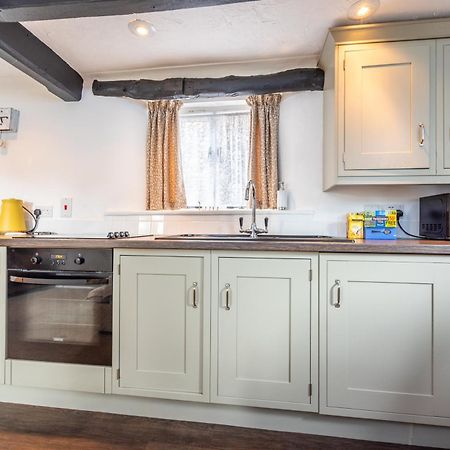Valley Farm Holiday Cottages Axminster Room photo